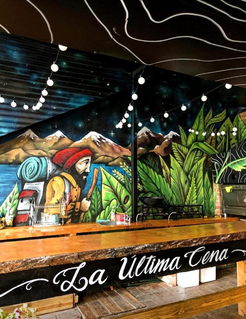Moving Hostel Travel Bar 산카를로스데바릴로체 외부 사진